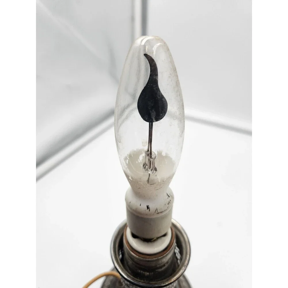 Vintage Flicker Flame Flamescent Designer Light Bulb Candelabra Base Lightbulb